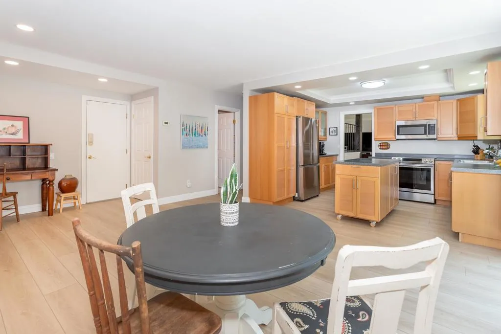 https://cdn.realtyfeed.com/cdn/127/306724203/9649d99c43ea96edfc24912a6d72a357.webp