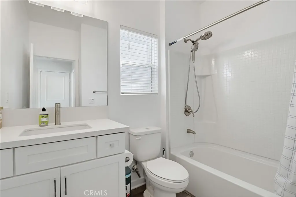 https://cdn.realtyfeed.com/cdn/127/306724219/2eb079c4351239075cfcd10011e15225.webp