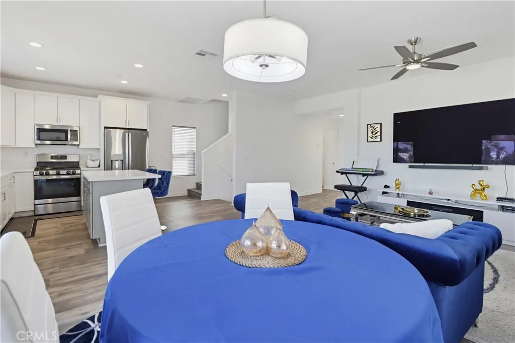 https://cdn.realtyfeed.com/cdn/127/306724219/3f6024475ea5d9a675a75d725ce87d09.webp
