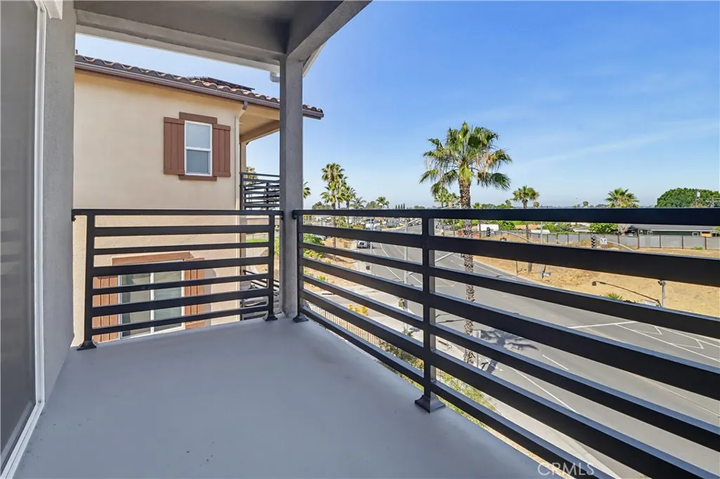 https://cdn.realtyfeed.com/cdn/127/306724219/42d46f99f4fad07c9ccce1412b9759f1.webp