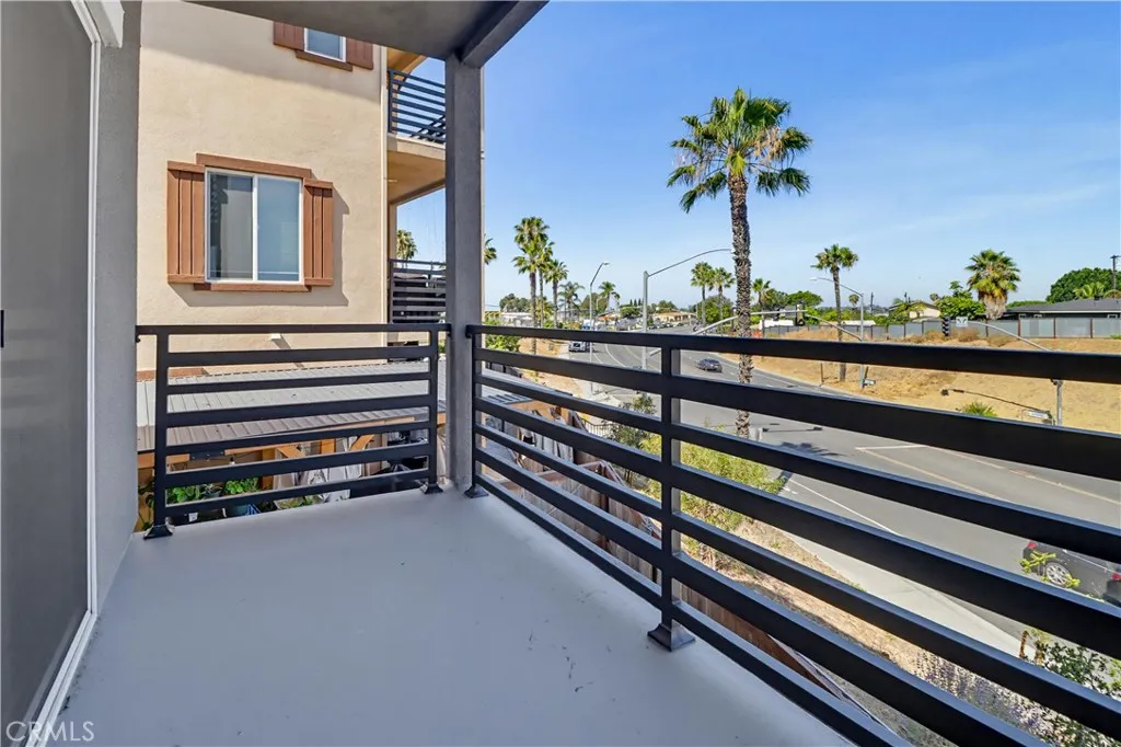 https://cdn.realtyfeed.com/cdn/127/306724219/69a04d4daa63cbb751245502dc045b2c.webp