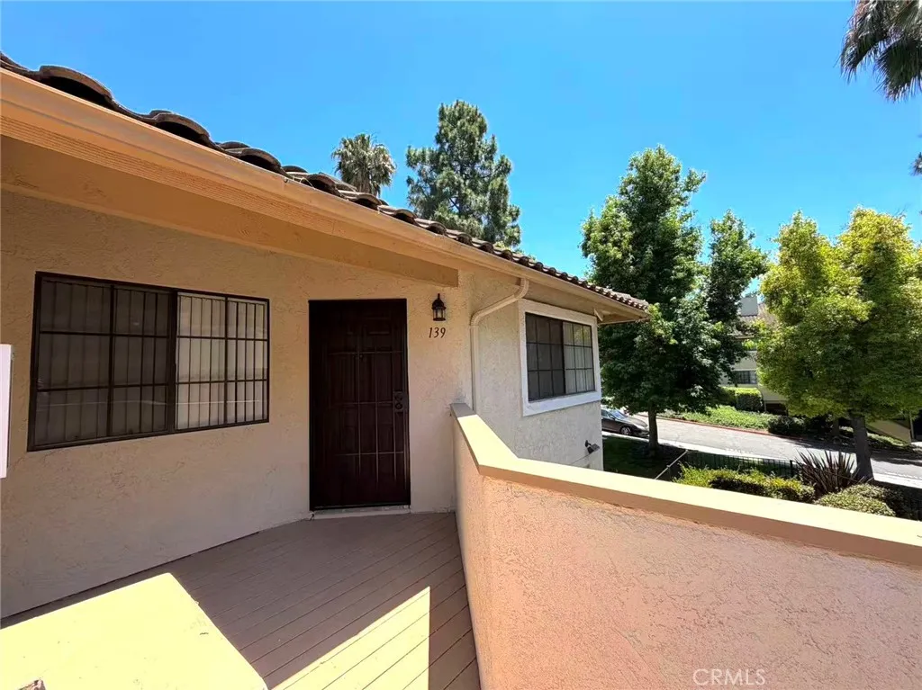 Photo #1: TR26110394 Listing: Photo #1