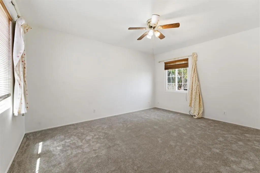 https://cdn.realtyfeed.com/cdn/127/306724236/f1f60ec183ec35de60001968471233ca.webp