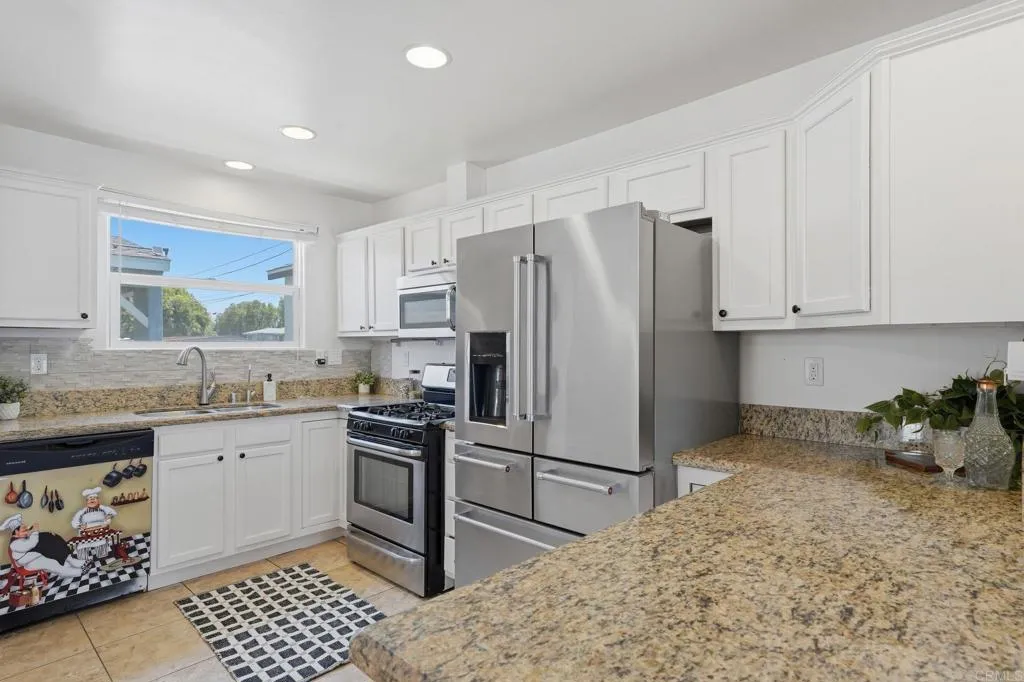 https://cdn.realtyfeed.com/cdn/127/306724241/1c06f0d7c676fb75f079ce6cd98307de.webp