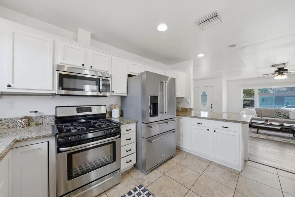https://cdn.realtyfeed.com/cdn/127/306724241/3964ca0b8097d8d067cf81f66acaf151.webp