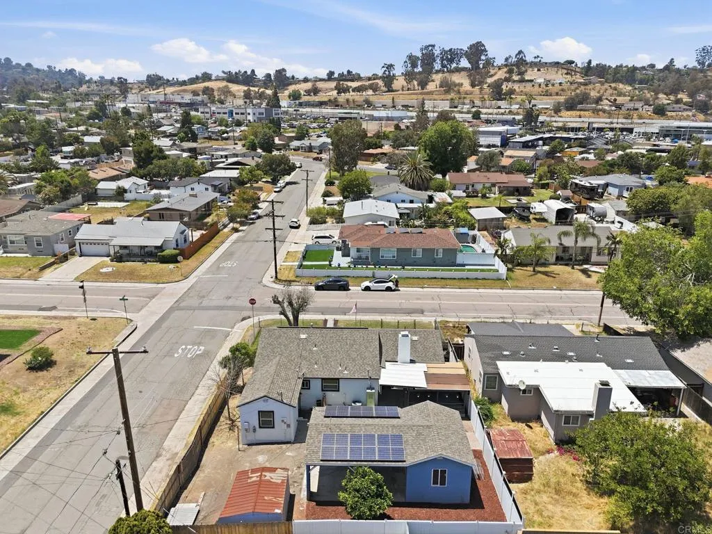 https://cdn.realtyfeed.com/cdn/127/306724241/638e06bffeef930705004504bfe98188.webp
