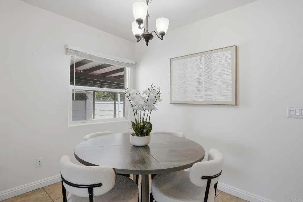 https://cdn.realtyfeed.com/cdn/127/306724241/7f398dd848a33f144841bccb3692d131.webp