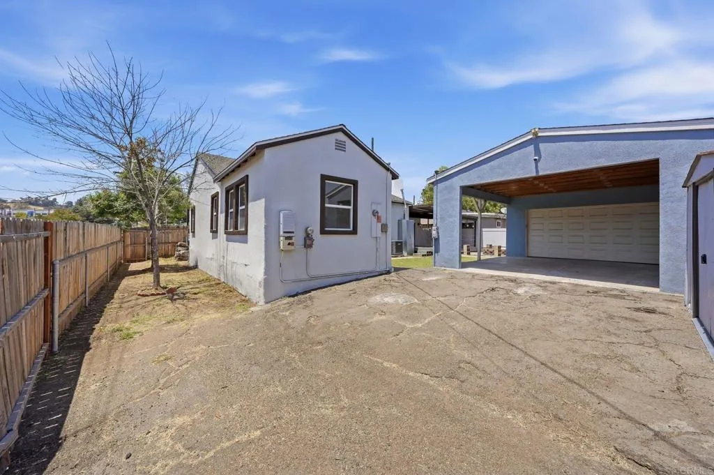 https://cdn.realtyfeed.com/cdn/127/306724241/ce7b900db41e9f5ad75d2343914ddead.webp