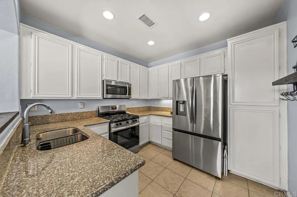 Photo #11: PTP2603900 Listing: Photo #11