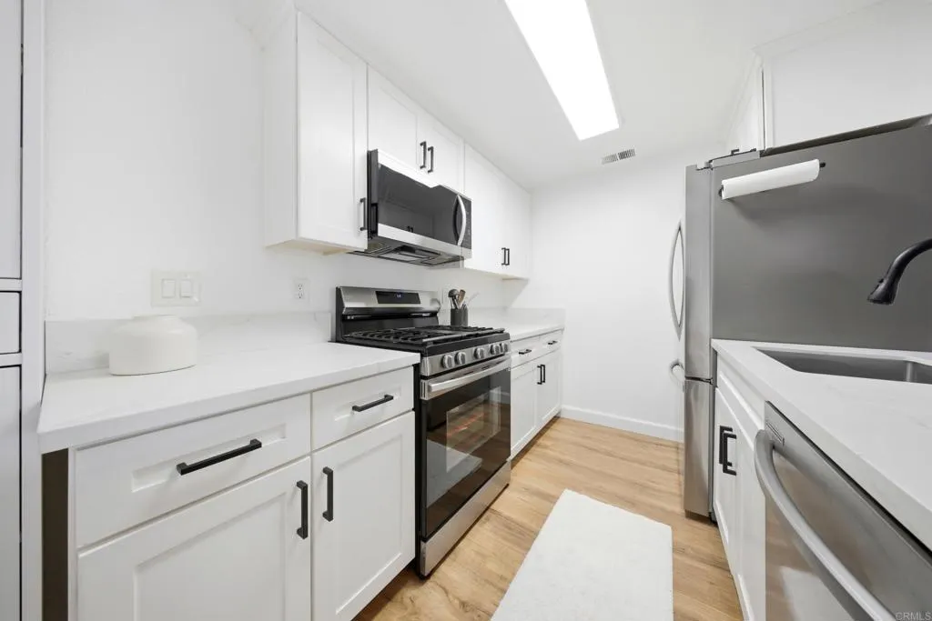 Photo #12: PTP2603899 Listing: Photo #12