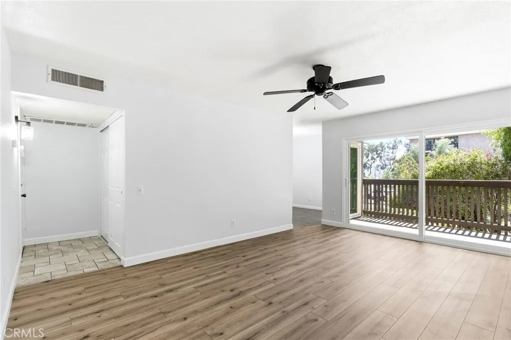 Photo #4: PW26103320 Listing: Photo #4