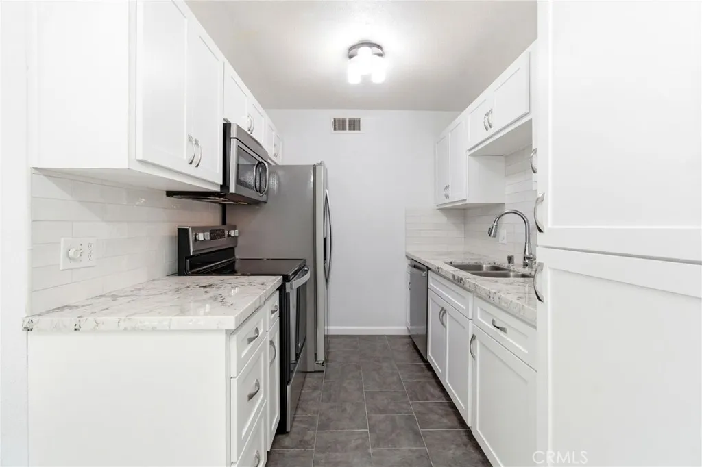 Photo #9: PW26103320 Listing: Photo #9