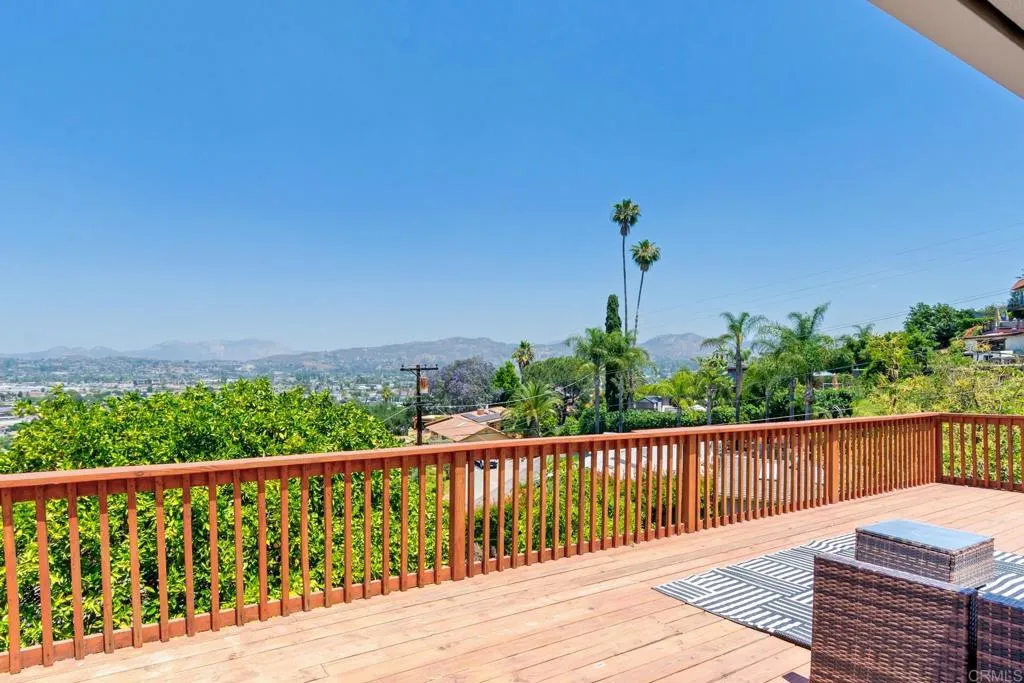 https://cdn.realtyfeed.com/cdn/127/306724327/2c2b91afd5c5beb0591cc3b3ff8eba3c.webp