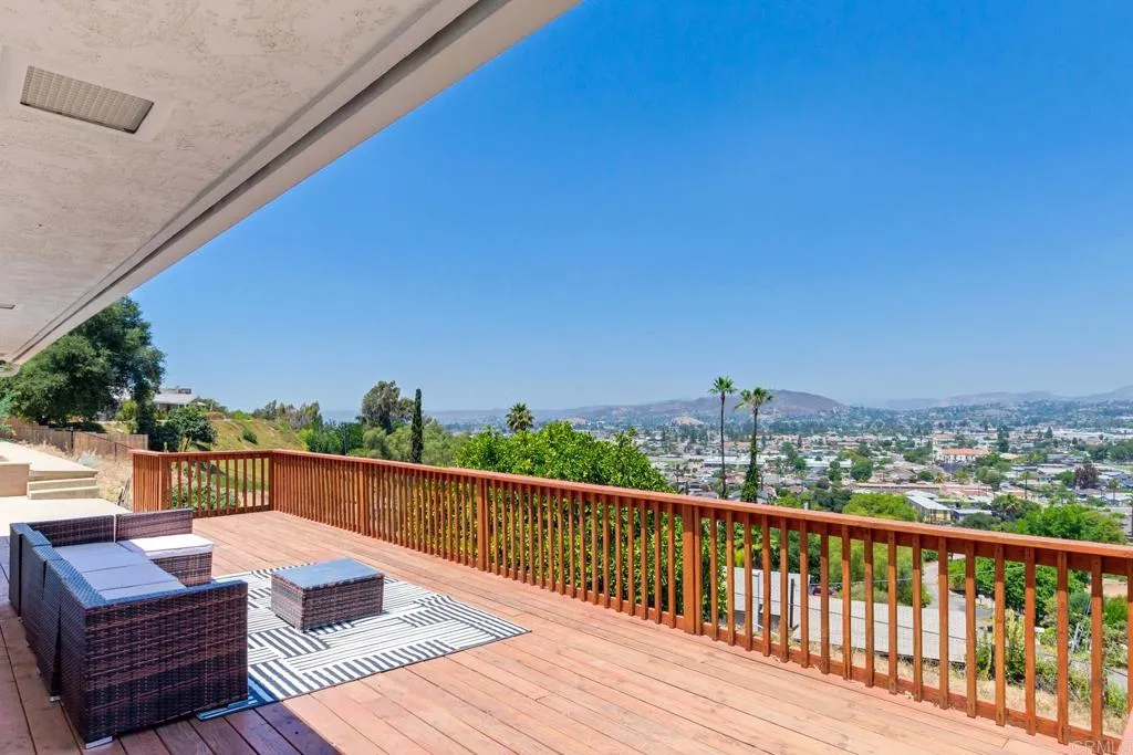 https://cdn.realtyfeed.com/cdn/127/306724327/878c4294dd198d3d133c269e082112d9.webp