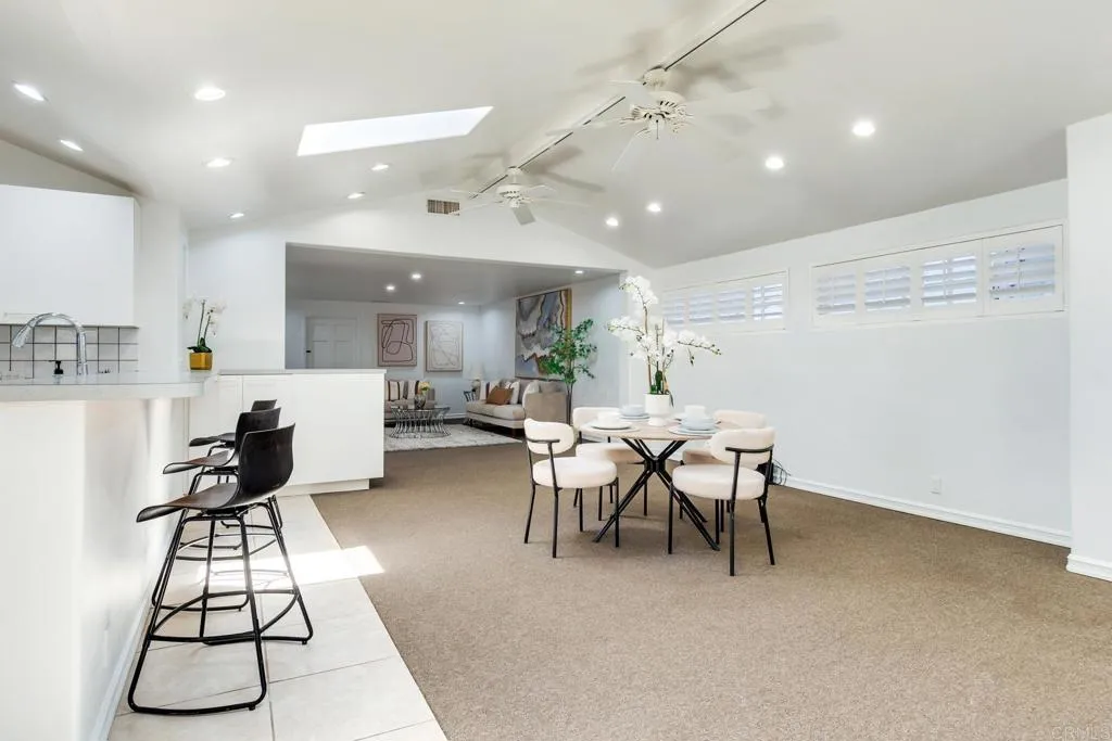 https://cdn.realtyfeed.com/cdn/127/306724327/92e439cae0ec8b4c2903c0e7d74b215b.webp