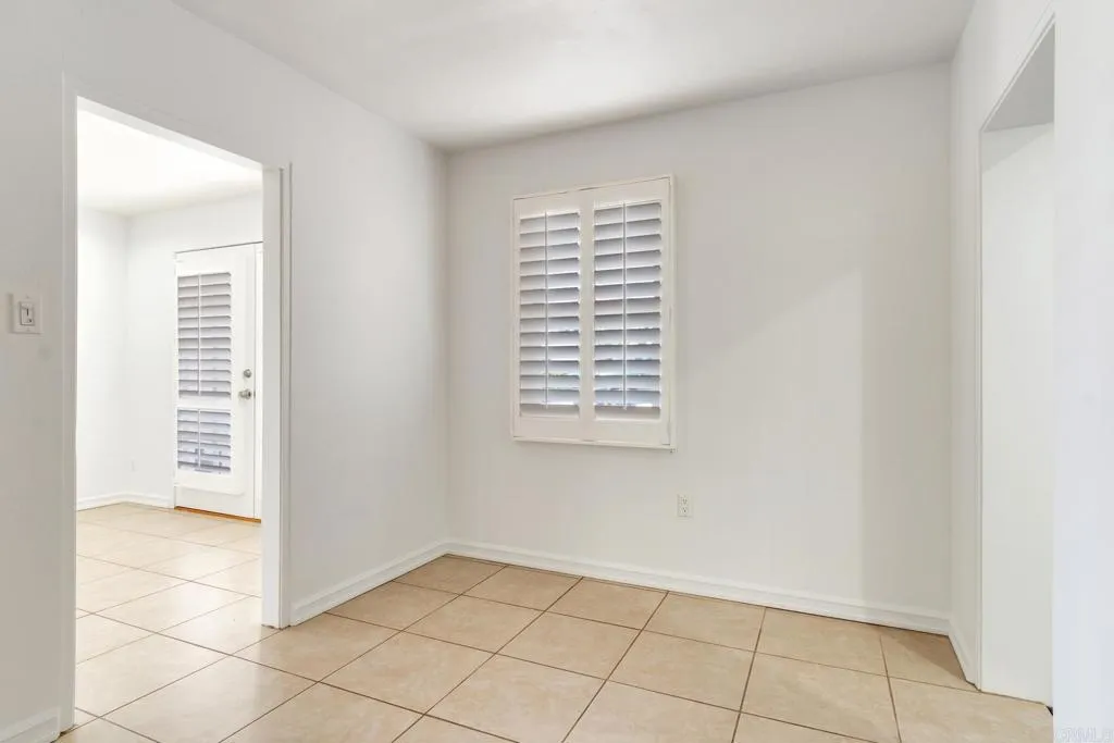 https://cdn.realtyfeed.com/cdn/127/306724327/9d1b57a08baaa4e384788822e52e00e3.webp