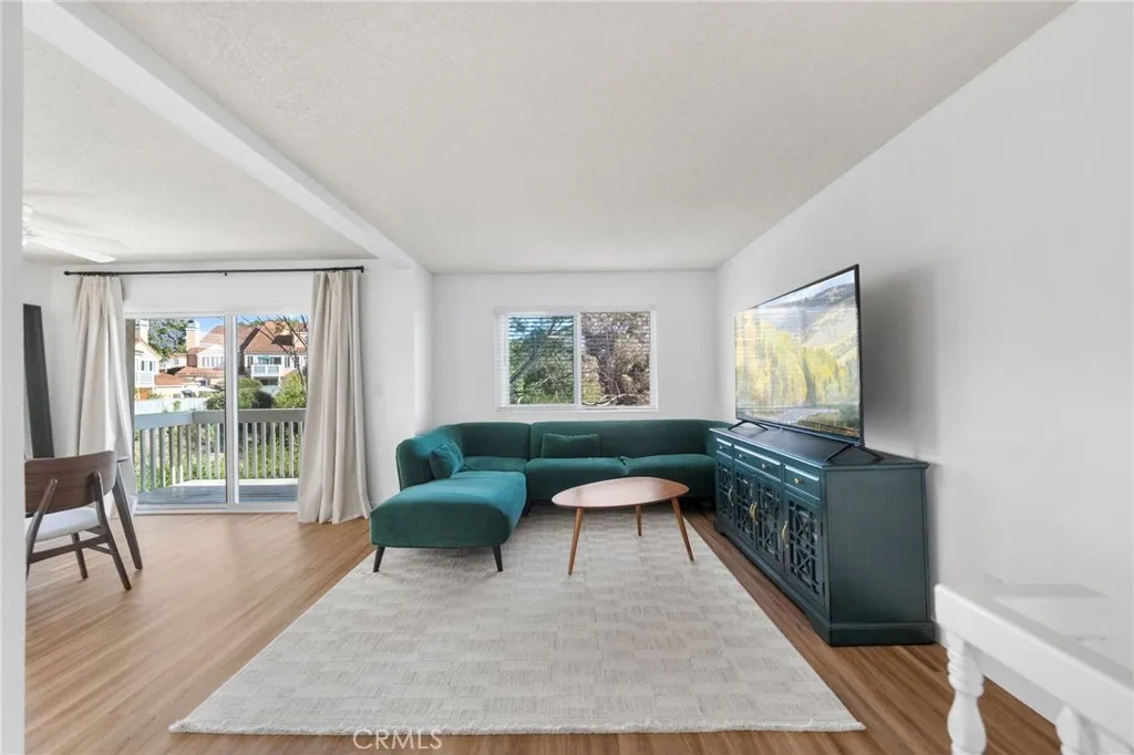 Photo #5: SW26110676 Listing: Photo #5