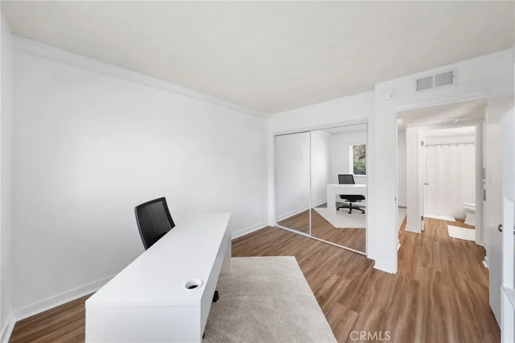 Photo #17: SW26110676 Listing: Photo #17