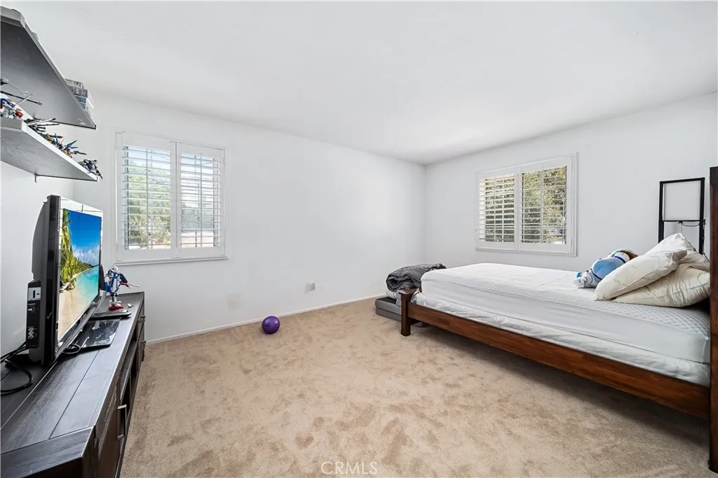 https://cdn.realtyfeed.com/cdn/127/306724379/6c3423b0b728484d918b98739944eea8.webp