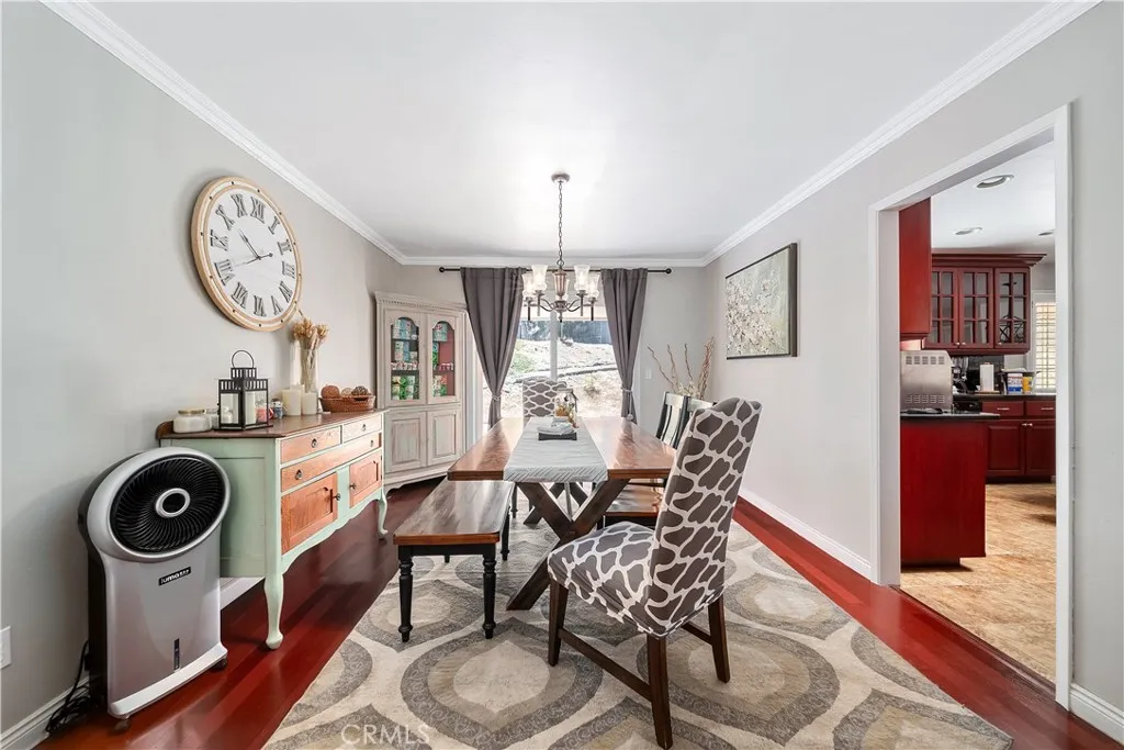 https://cdn.realtyfeed.com/cdn/127/306724379/8f4b26d7513b824fd642918bb529c6ac.webp