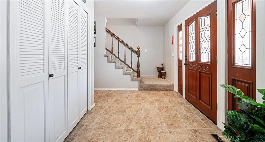 https://cdn.realtyfeed.com/cdn/127/306724379/98d1f86ee103524fe3d77ccaa73f548f.webp