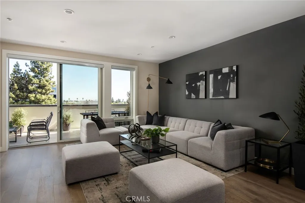 380 Cordova Street Unit 517, Pasadena, CA 91101 - Photo 2 of 22, Pasadena, CA