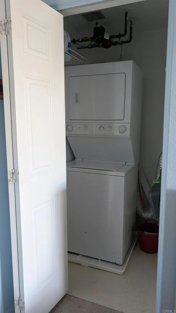 https://cdn.realtyfeed.com/cdn/127/306724413/9c1558ceacf0992f7d5df75edb777328.webp