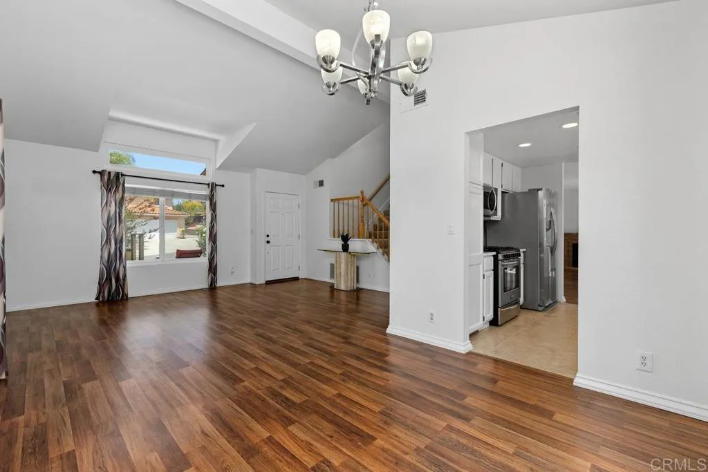 https://cdn.realtyfeed.com/cdn/127/306724414/26f66d80e1ade89c9119fc7793b0c4f7.webp