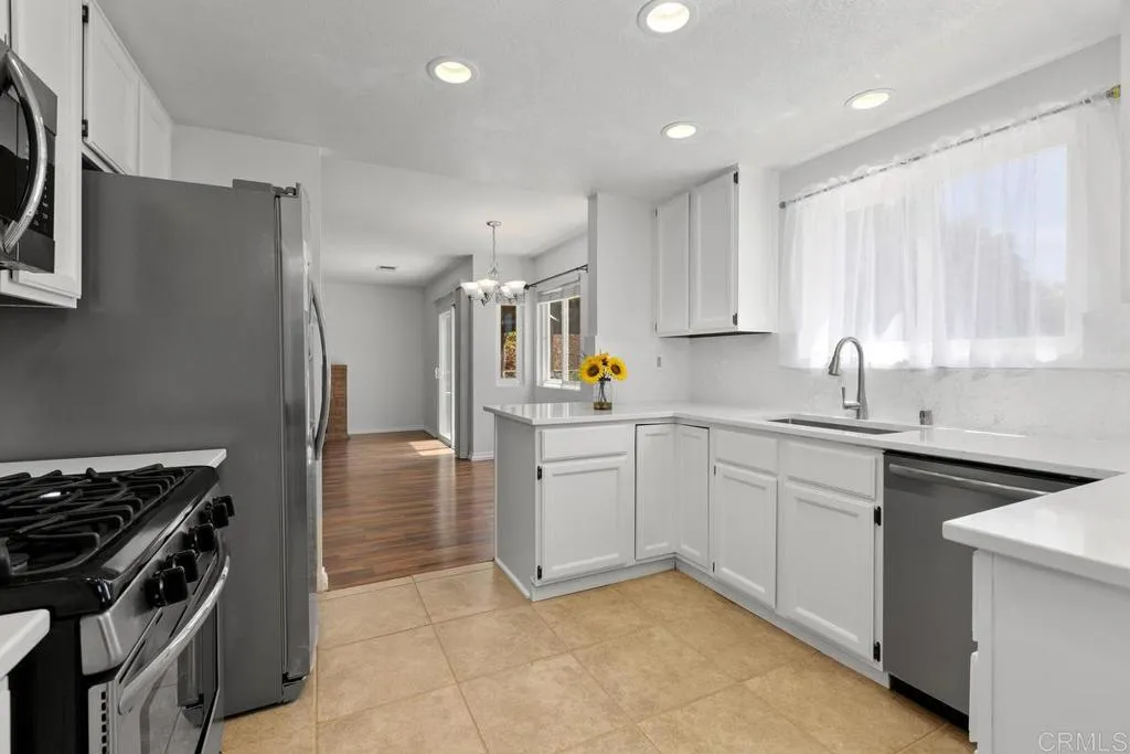 https://cdn.realtyfeed.com/cdn/127/306724414/5ea95c486405e3c8116e10b217c14c6e.webp