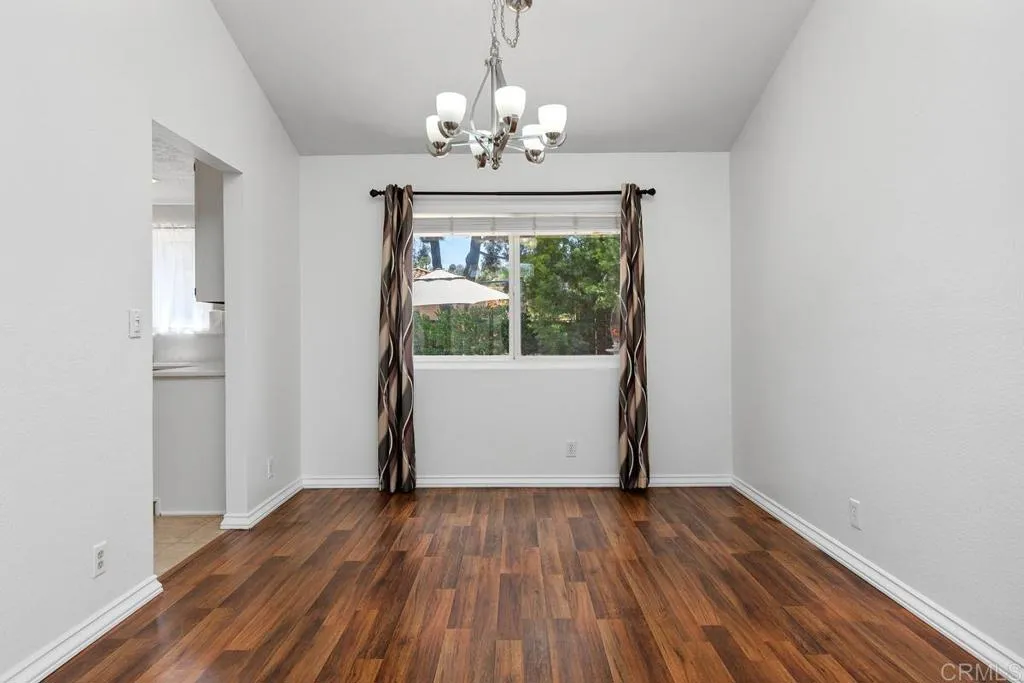 https://cdn.realtyfeed.com/cdn/127/306724414/9d721b449eebf167273e69ea62fb520e.webp
