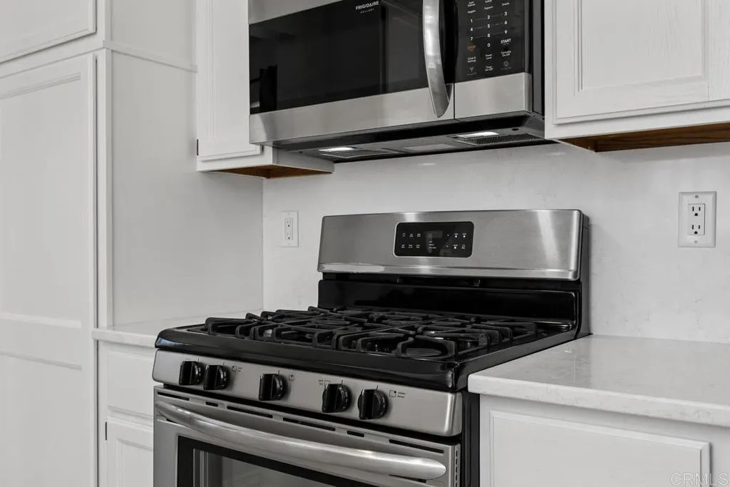 https://cdn.realtyfeed.com/cdn/127/306724414/a1d847336b0106471b2bb69a7e4fa568.webp