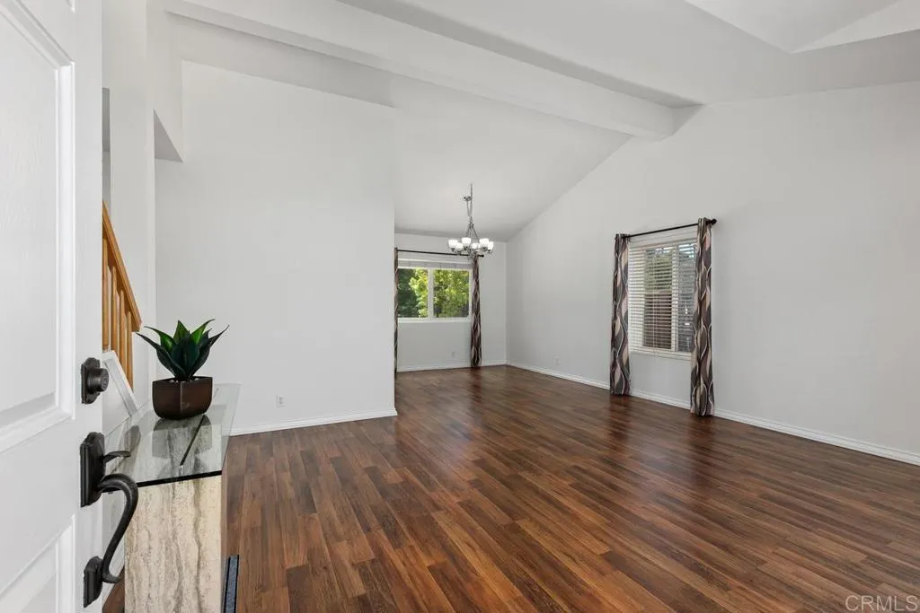https://cdn.realtyfeed.com/cdn/127/306724414/efb13e0900163426ce7165faa1611520.webp