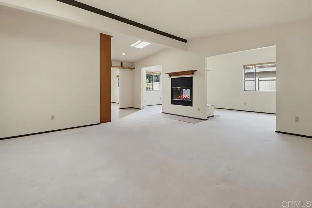 https://cdn.realtyfeed.com/cdn/127/306724443/710fb386d2e1f032a09286d04d46b75e.webp