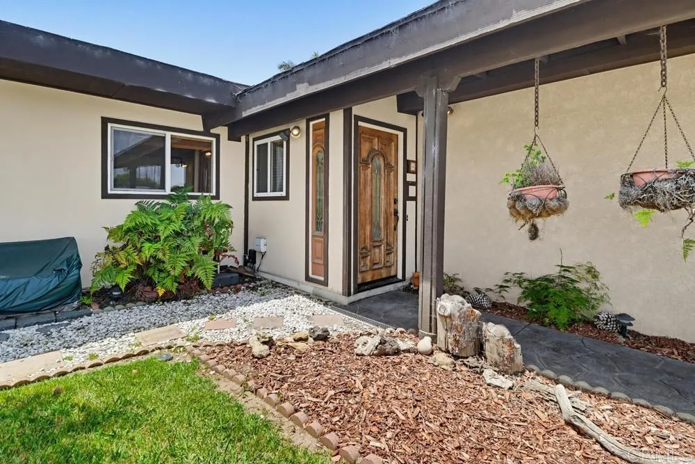 https://cdn.realtyfeed.com/cdn/127/306724443/7aa7df65f4cffaa5e37e27c912b35823.webp