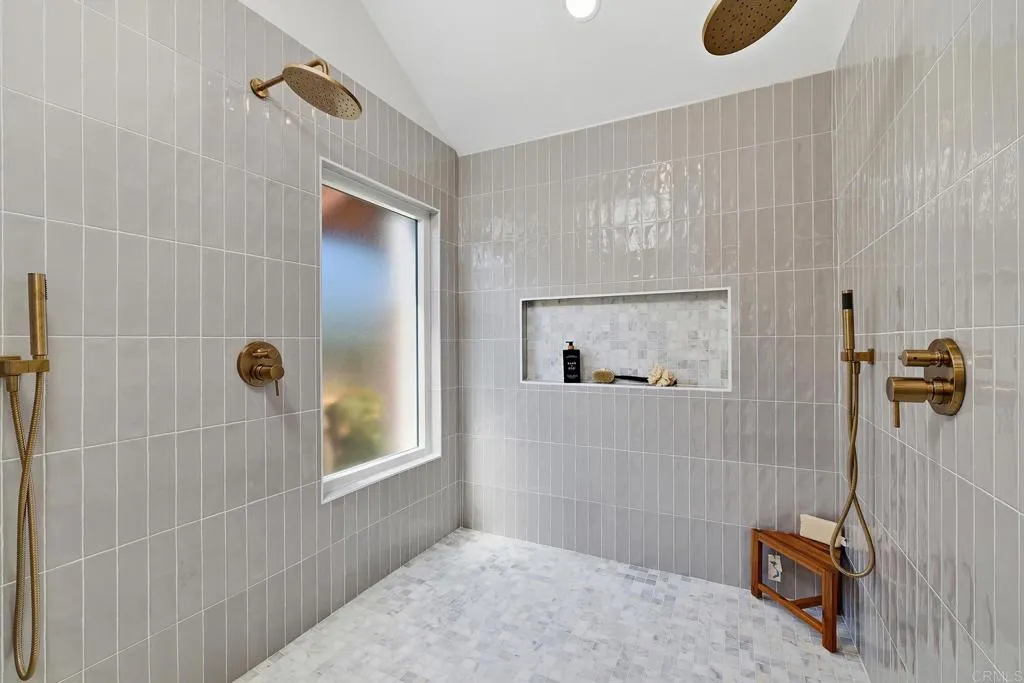 https://cdn.realtyfeed.com/cdn/127/306724451/3e898a92780132ffc247e53012f16be9.webp