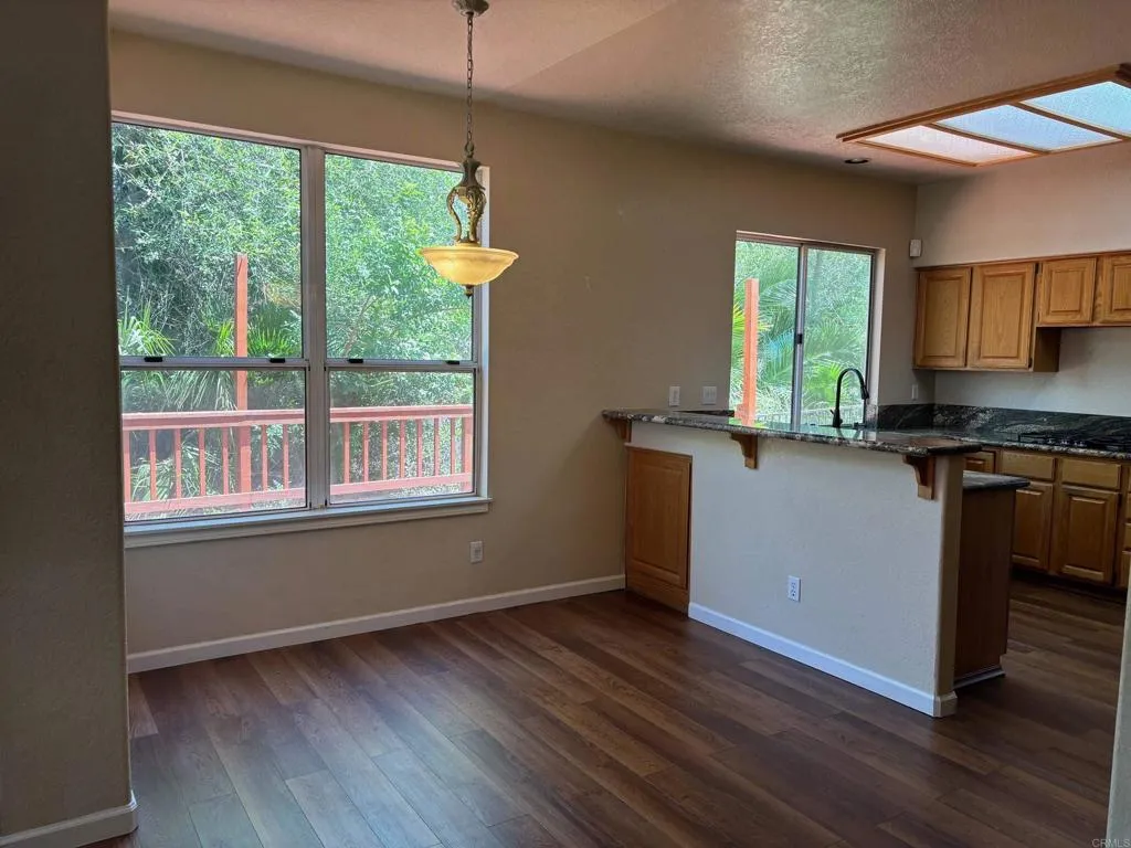 https://cdn.realtyfeed.com/cdn/127/306724453/088ba328b46e14c5c4de7076f371f7bb.webp