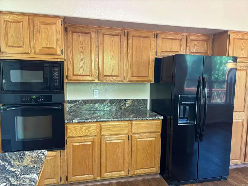 https://cdn.realtyfeed.com/cdn/127/306724453/9f5f01de83fbac2689a993030d411e84.webp