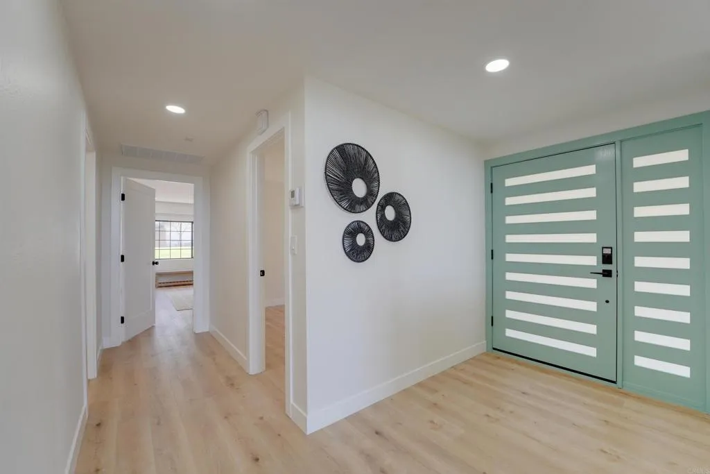 https://cdn.realtyfeed.com/cdn/127/306724479/472f57f79ed5459fbde870edf35cbbaf.webp