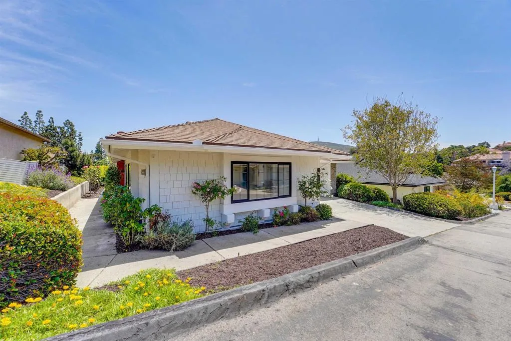 https://cdn.realtyfeed.com/cdn/127/306724479/50a03f1c63969c2cbf7e52faa9004e0d.webp