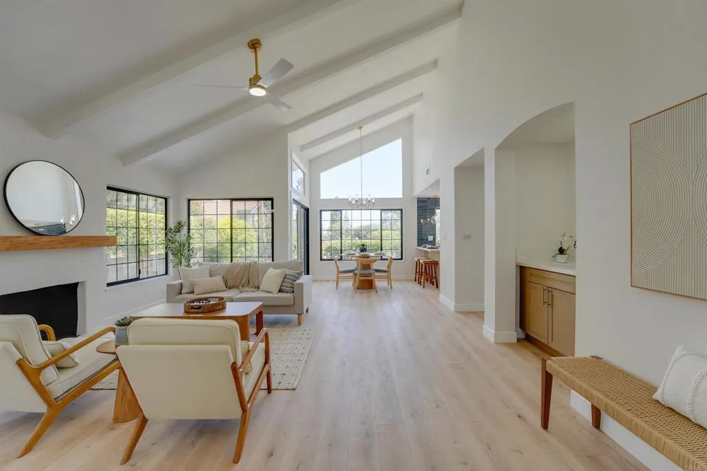 https://cdn.realtyfeed.com/cdn/127/306724479/73e9cf2b6ddf6532db9dd88f057a6a1b.webp
