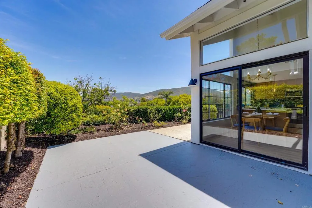 https://cdn.realtyfeed.com/cdn/127/306724479/8f2e63cce661bc4531533403486504da.webp