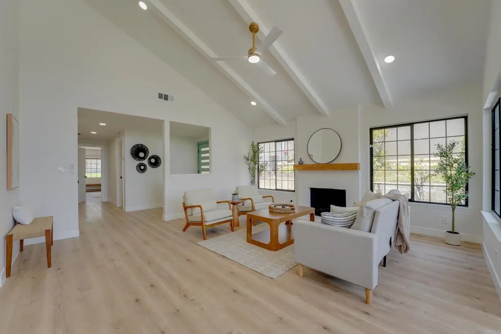 https://cdn.realtyfeed.com/cdn/127/306724479/bb6b8614267b91dc79476c307c9d2841.webp