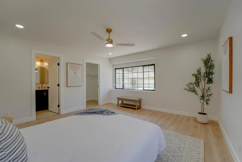 https://cdn.realtyfeed.com/cdn/127/306724479/bfe43de0f1bebd4b6402d77f047334b1.webp