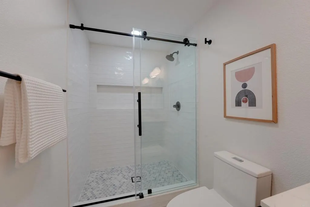 https://cdn.realtyfeed.com/cdn/127/306724479/cd4166e1fbfb16d68282a0c816e879d1.webp