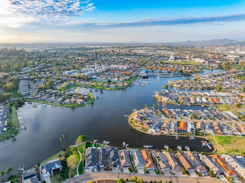https://cdn.realtyfeed.com/cdn/127/306724479/cfa4044579319ffd0cd0717752bf0bd7.webp