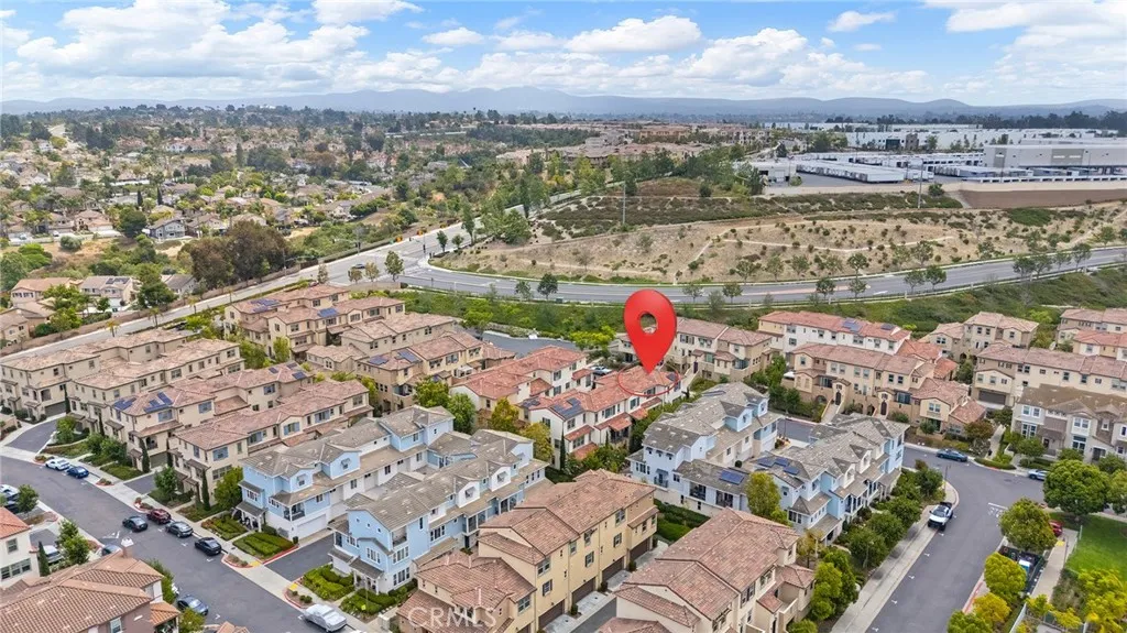 https://cdn.realtyfeed.com/cdn/127/306724483/21f9063b2ad10056b9d277982beca72f.webp
