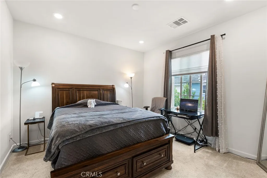 https://cdn.realtyfeed.com/cdn/127/306724483/4d928ec822ab369d443d74cecb610f16.webp
