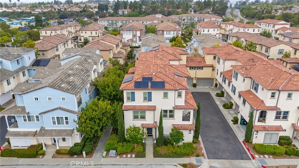 https://cdn.realtyfeed.com/cdn/127/306724483/8fe41fadf23ce8c83fd0c6defd1dfd83.webp