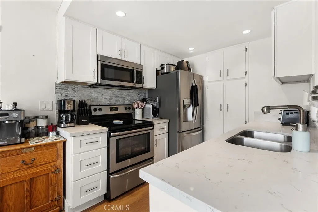 Photo #2: SW26101849 Listing: Photo #2