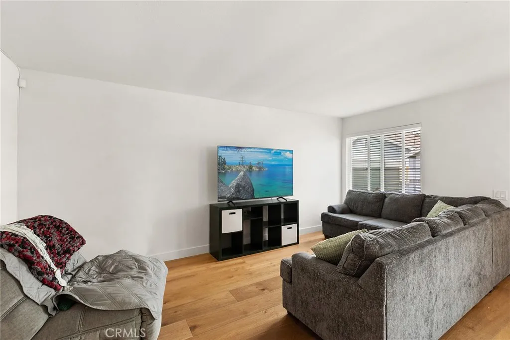 Photo #6: SW26101849 Listing: Photo #6